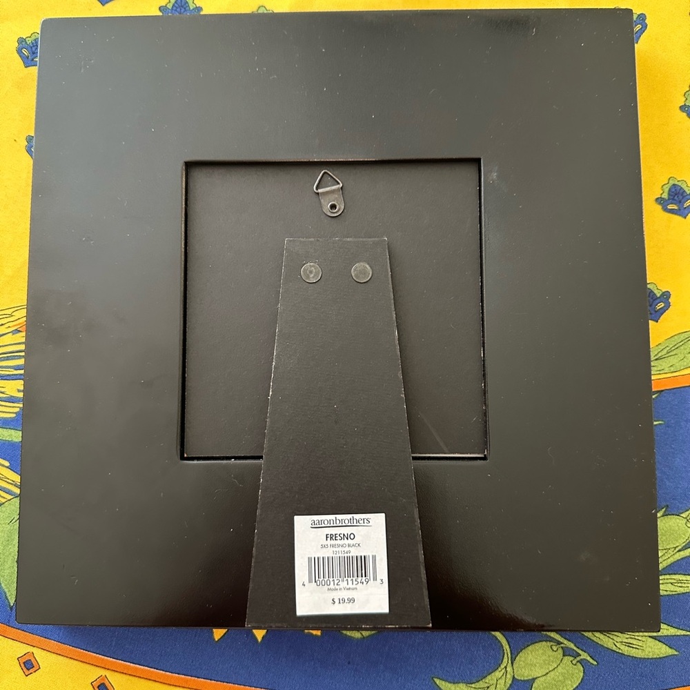 2 Gorgeous Shiny Black Picture Frames for 5”X5” Photos. New. - Picture 3 of 4